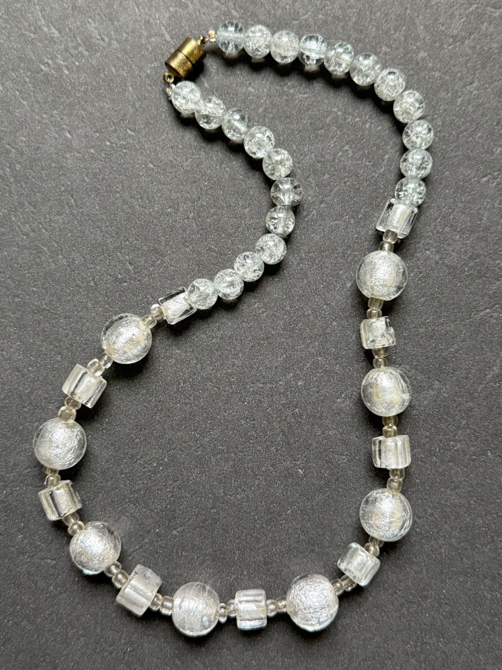 VINTAGE Artistic Sparkling Graduated Glass Bead Necklace